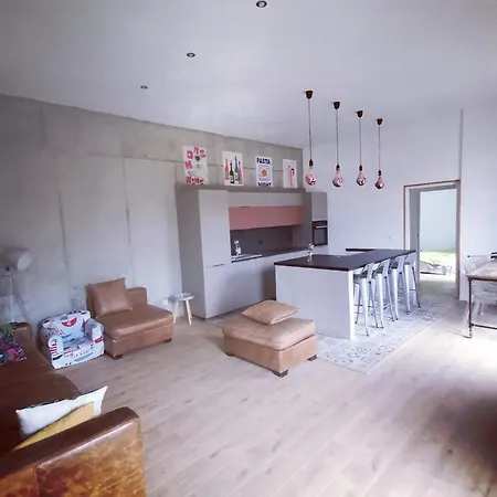 T3 Apartment *